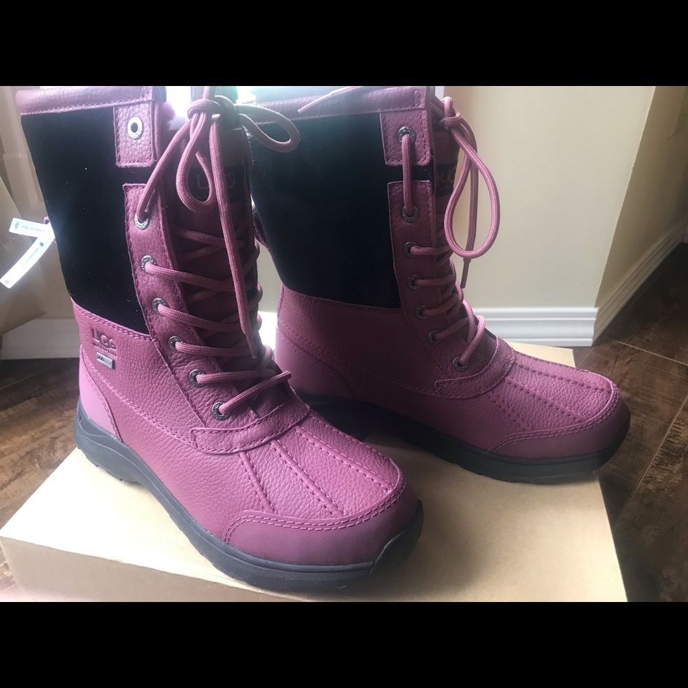 Ugg adirondack boots